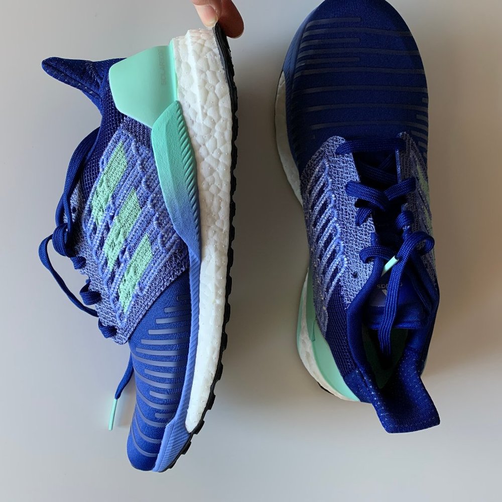 Adidas Solar Boost / NEW / SIZE: US 7.5 W /
